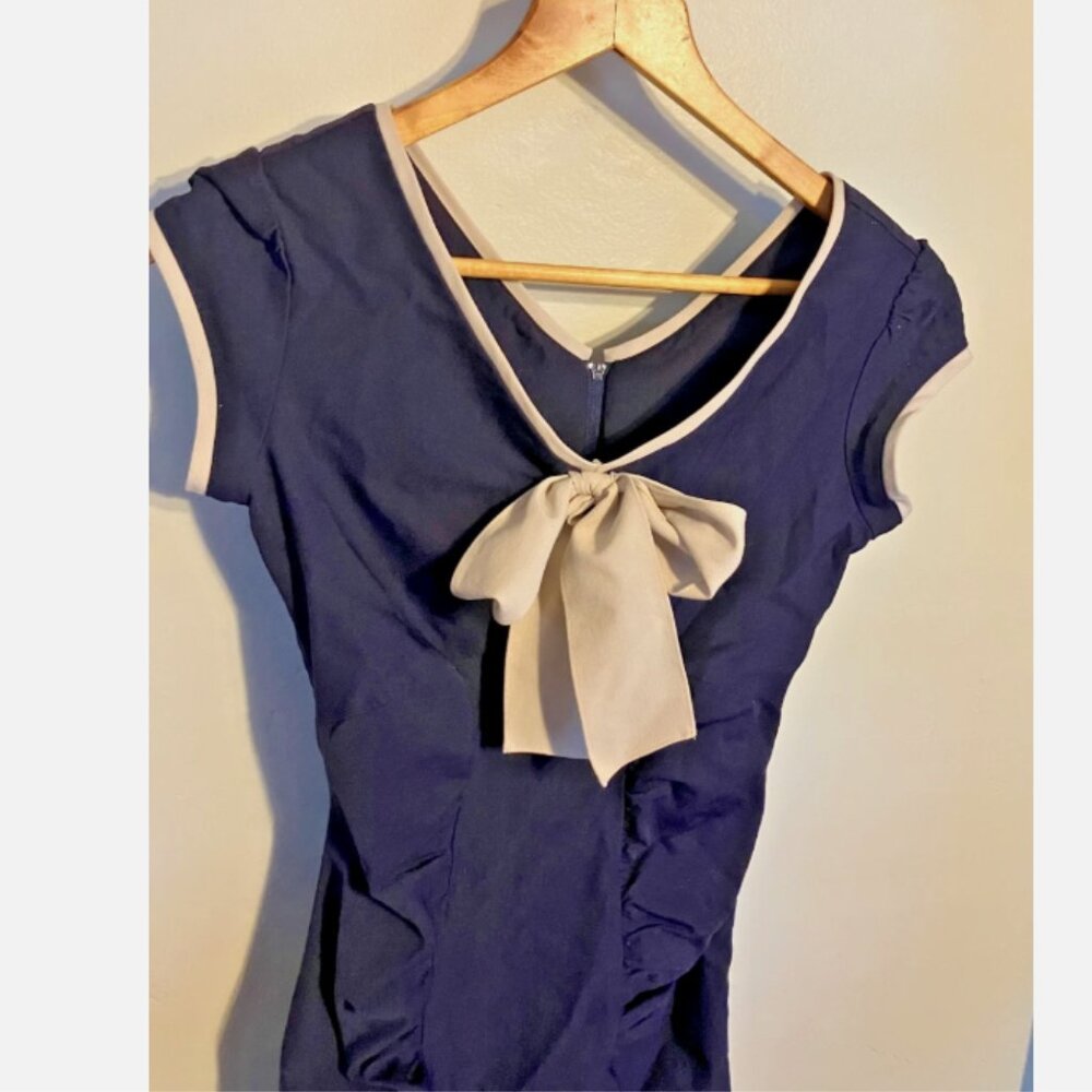 Stop Staring! Newport Rockabilly 1950's Navy Bodycon Wiggle Dress M - Picture 3 of 6